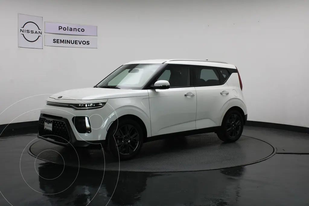 foto Kia Soul EX Aut usado (2021) color Blanco precio $299,900