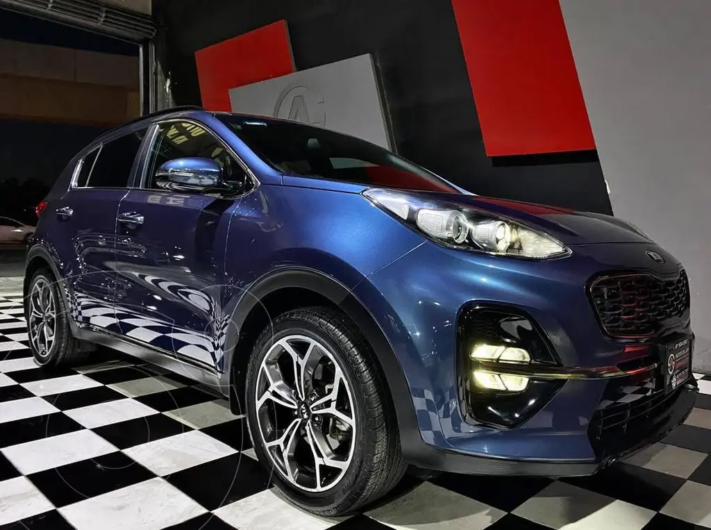 foto Kia Sportage 2.0L EX usado (2021) color Azul precio $379,000