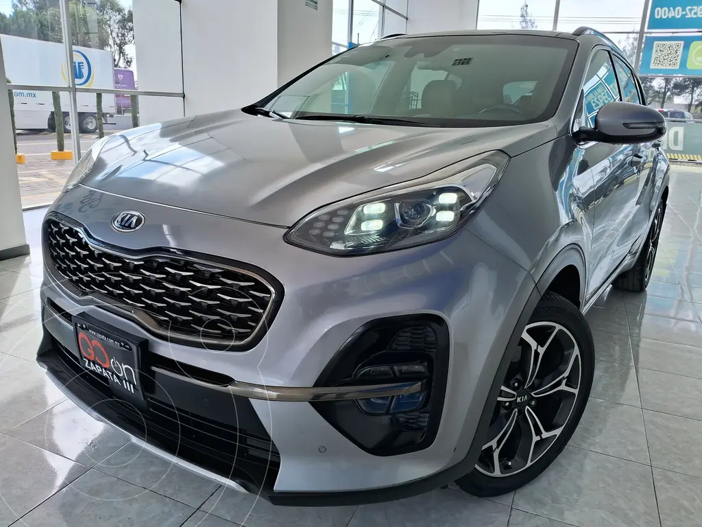 foto Kia Sportage SXL 2.4L usado (2020) color plateado precio $435,000