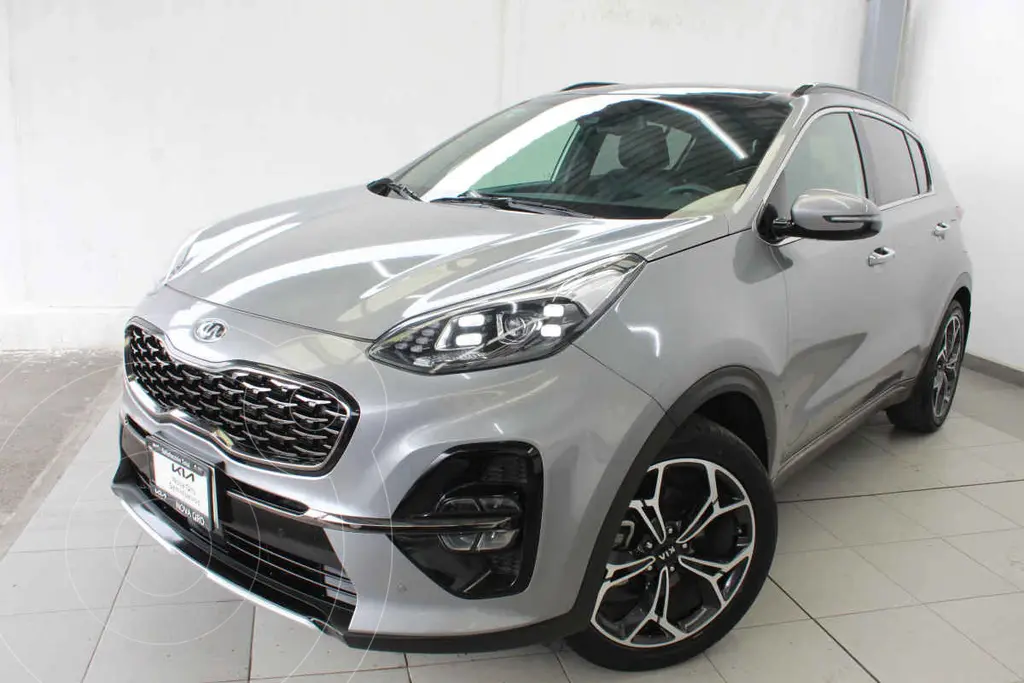 foto Kia Sportage SXL AWD 2.4L usado (2021) color Gris precio $520,000