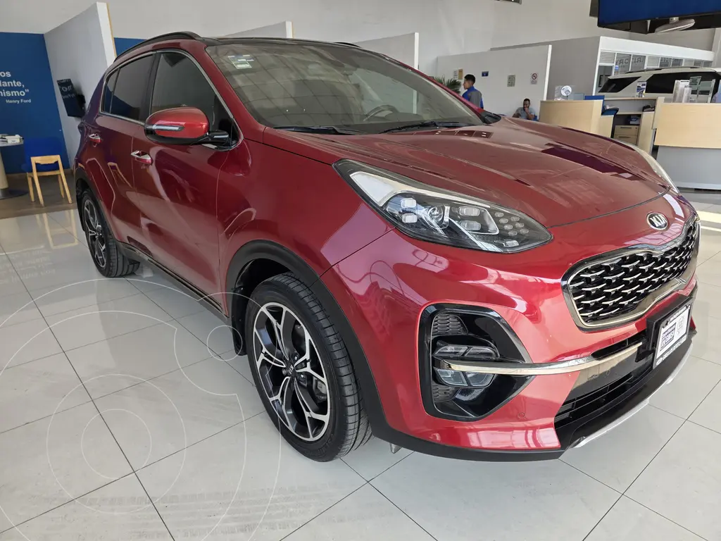 foto Kia Sportage SXL 2.4L usado (2021) color Rojo precio $350,000