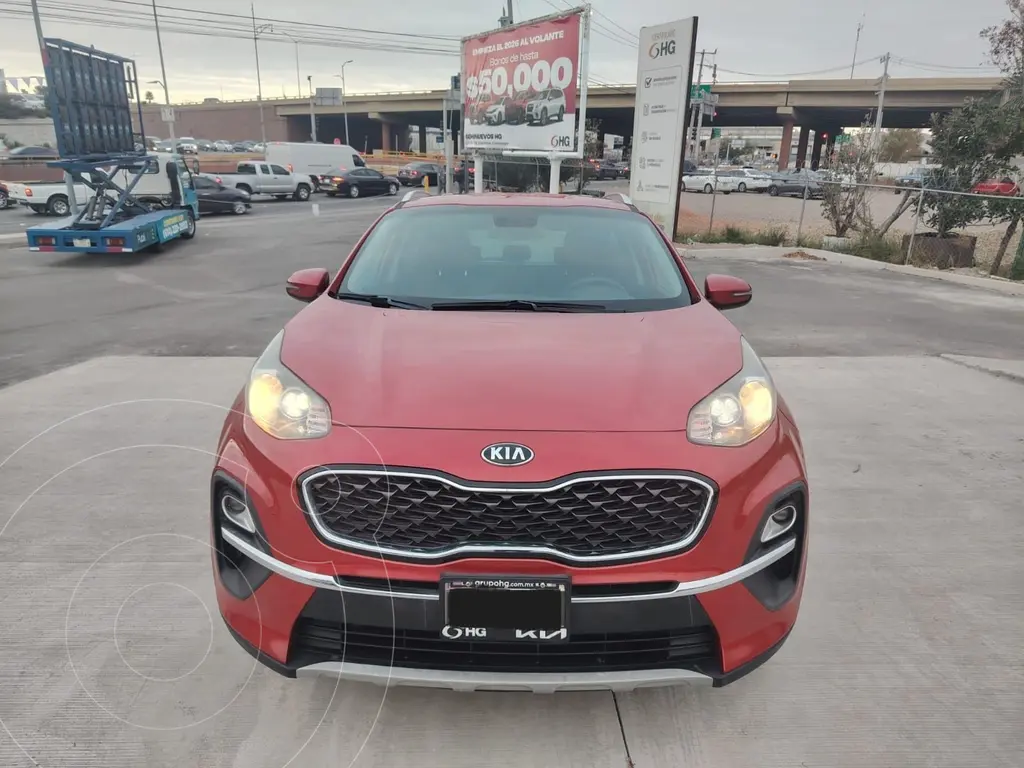 foto Kia Sportage EX 2.0L usado (2021) color Rojo precio $340,000