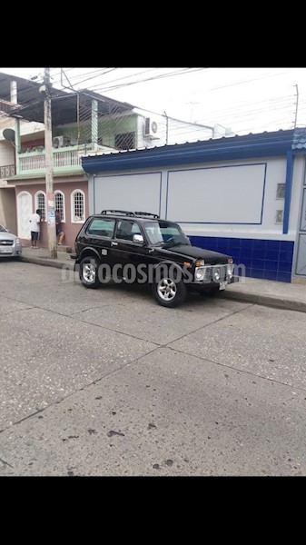foto Lada niva ventura Usado