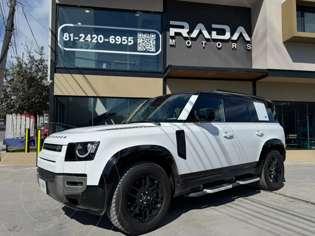 foto Land Rover Defender 110 X-Dynamic SE usado (2023) color Blanco precio $1,700,000
