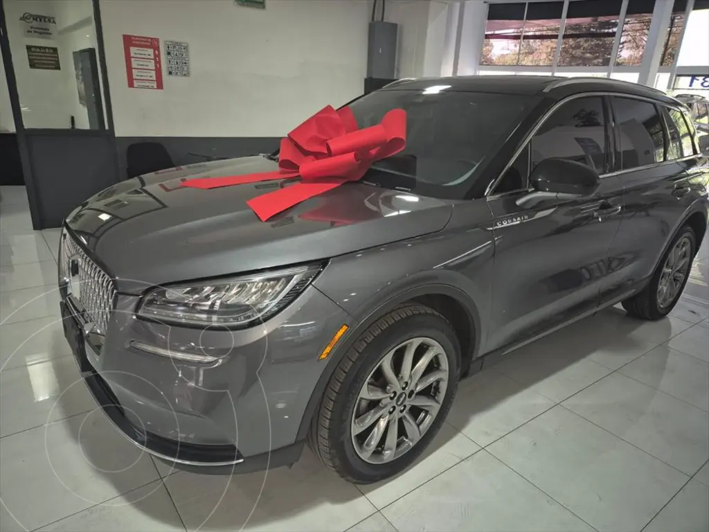 foto Lincoln Corsair 2.0L Reserve FWD usado (2022) color Gris Oscuro precio $650,000