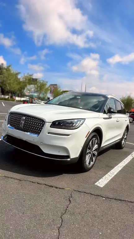 Lincoln Corsair 2.0L Reserve FWD 2022