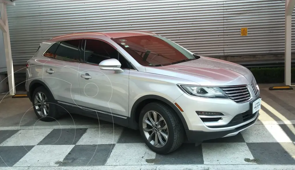 Lincoln MKC Select Usado (2018) Color Plateado Precio $375,000