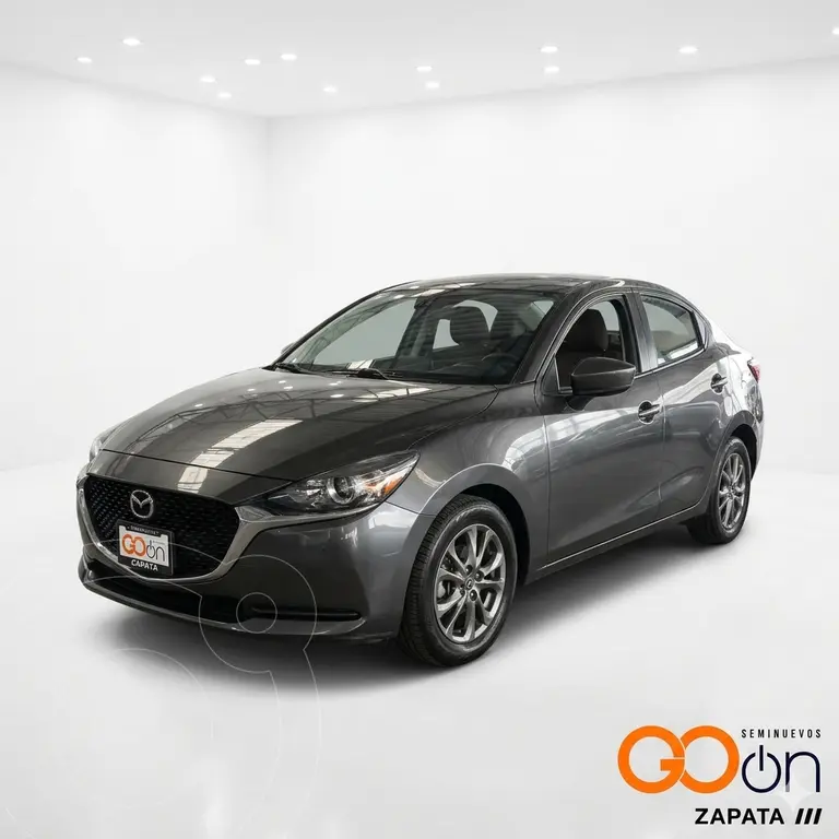 Mazda 2-sedan i sport (2023)