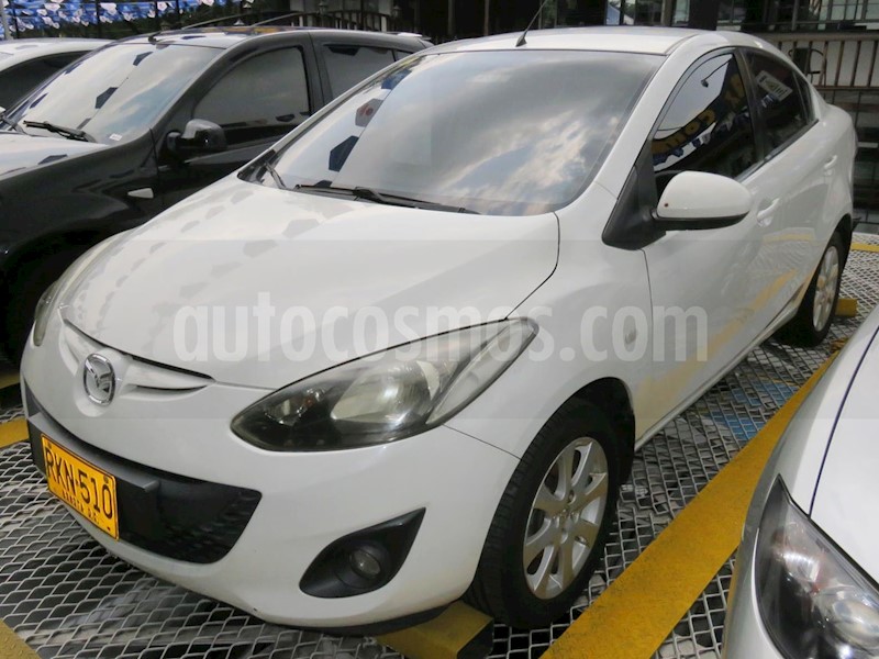 foto Mazda 2 1.5 5P usado