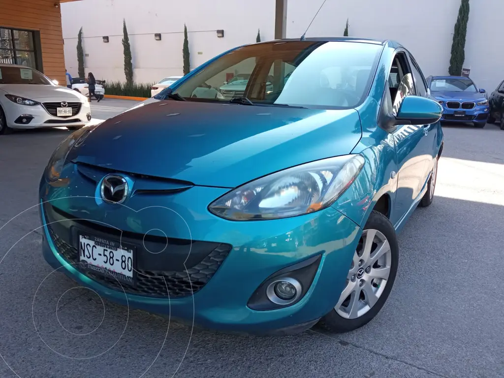foto Mazda 2 Touring Aut usado (2014) color Azul precio $190,000