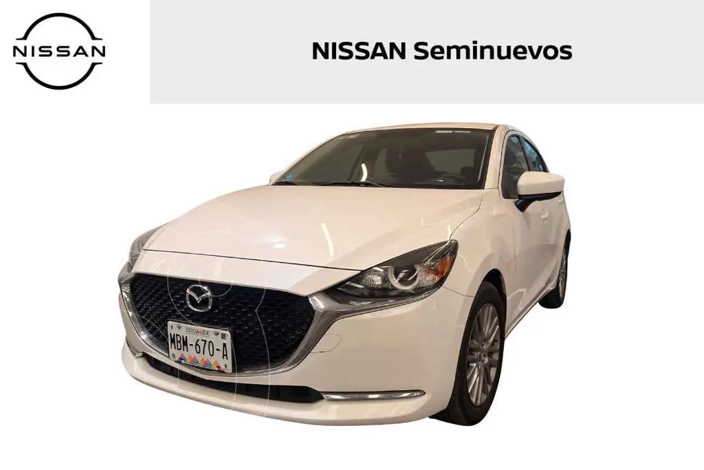 foto Mazda 2 i Grand Touring MHEV usado (2023) color Blanco precio $295,000