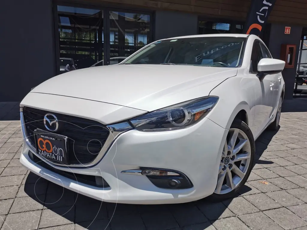 foto Mazda 3 Hatchback s Grand Touring Aut usado (2018) color Blanco precio $315,000