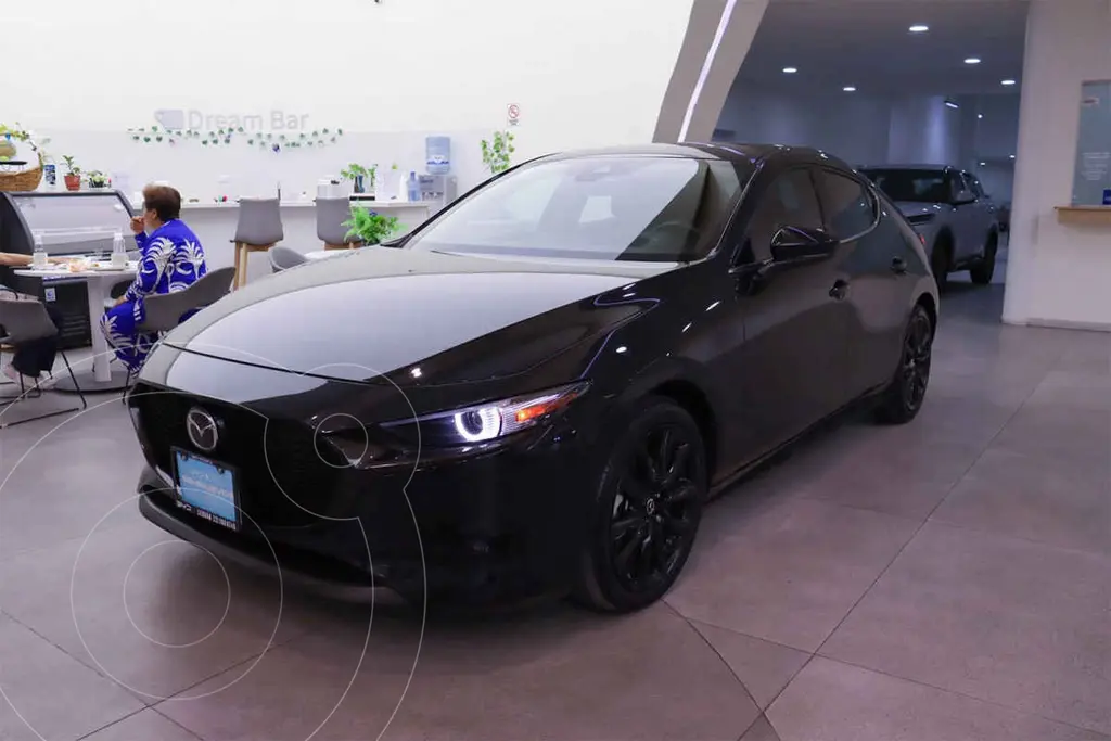 Mazda 3 Hatchback Carbón Edition 2023