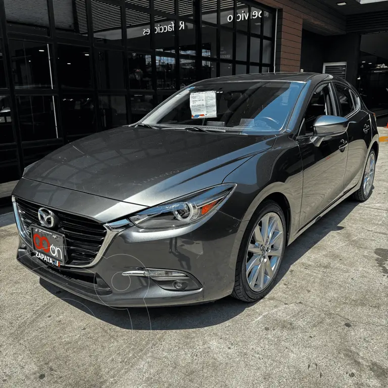 foto Mazda 3 Hatchback s Aut usado (2018) color MZDGRIS TITANIO precio $285,000