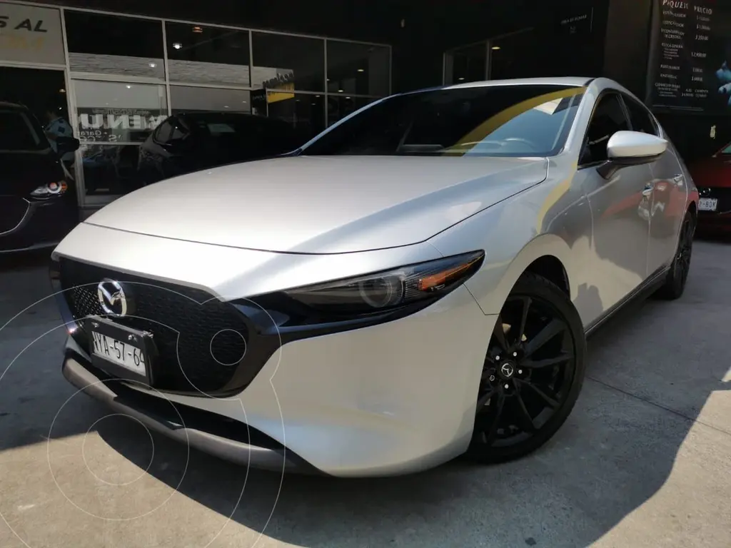 foto Mazda 3 Hatchback Signature financiado en mensualidades enganche $106,250 mensualidades desde $10,728