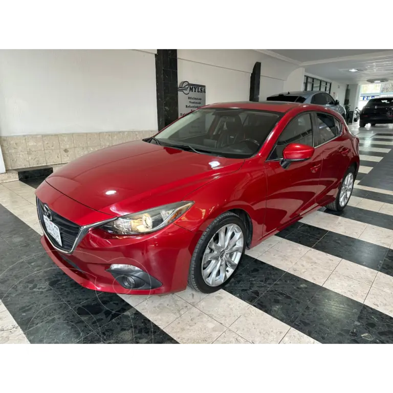 foto Mazda 3 Hatchback s Sport Aut usado (2016) color Rojo precio $205,000