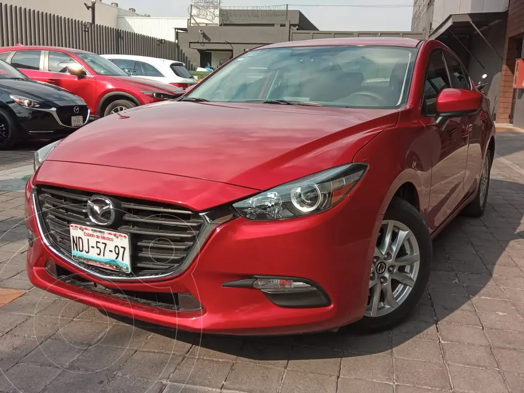 foto Mazda 3 Sedán i Touring Aut usado (2018) color Rojo precio $310,000