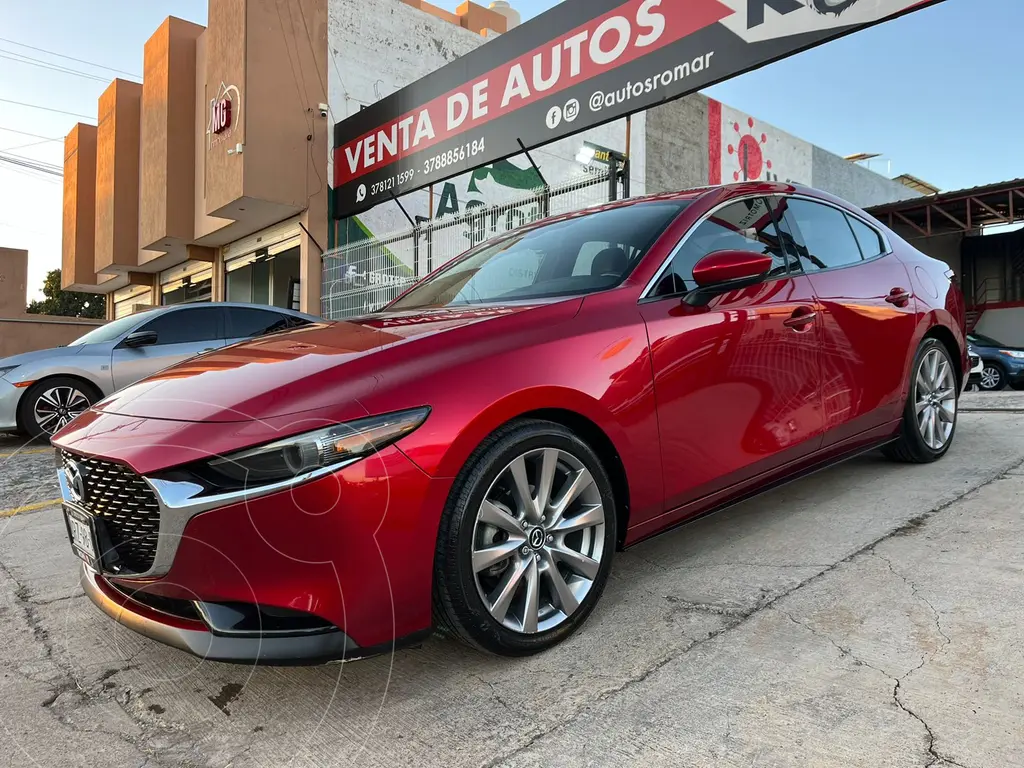 foto Mazda 3 Sedán i Grand Touring Aut usado (2020) color Rojo precio $344,999