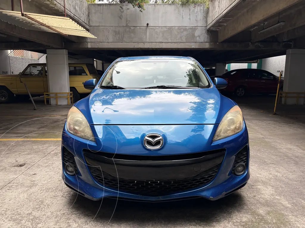 Mazda 3 Sedán s 2013