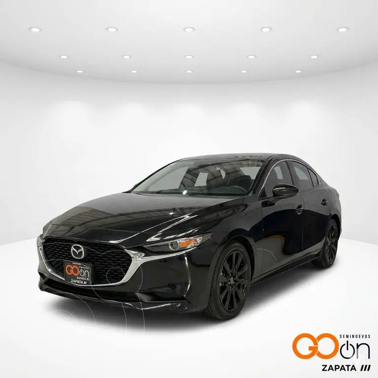foto Mazda 3 Sedán I Sport Aut usado (2023) color MAZWNEGRO CELESTE precio $329,000