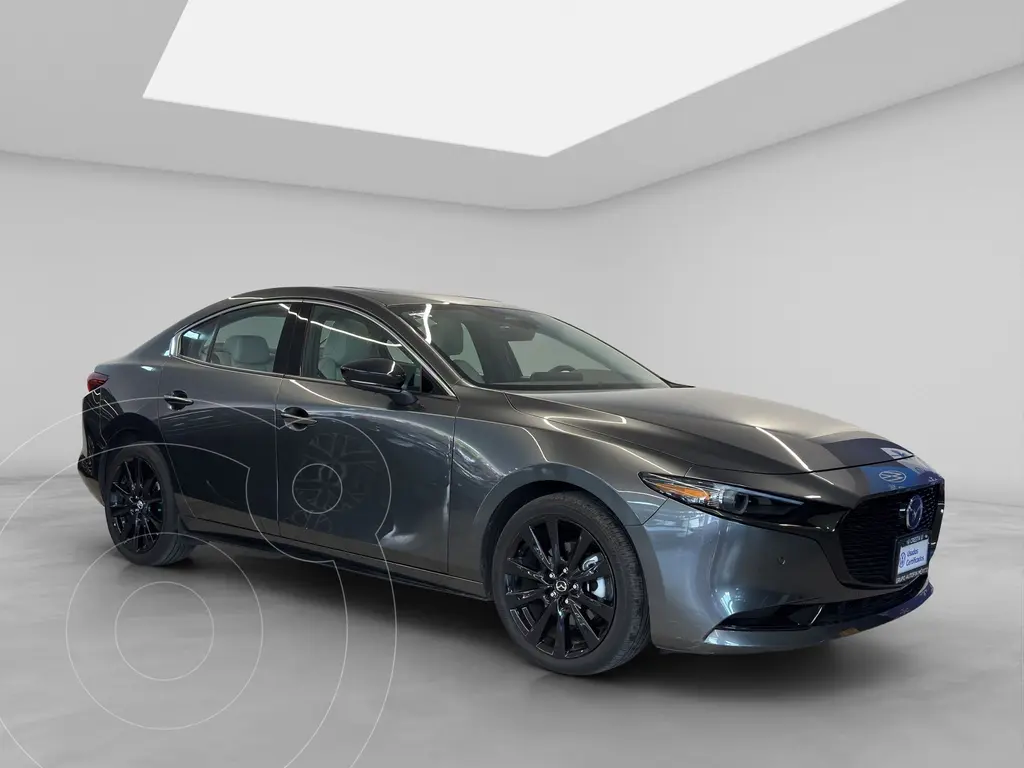 foto Mazda 3 Sedán Signature usado (2025) color Gris precio $449,900