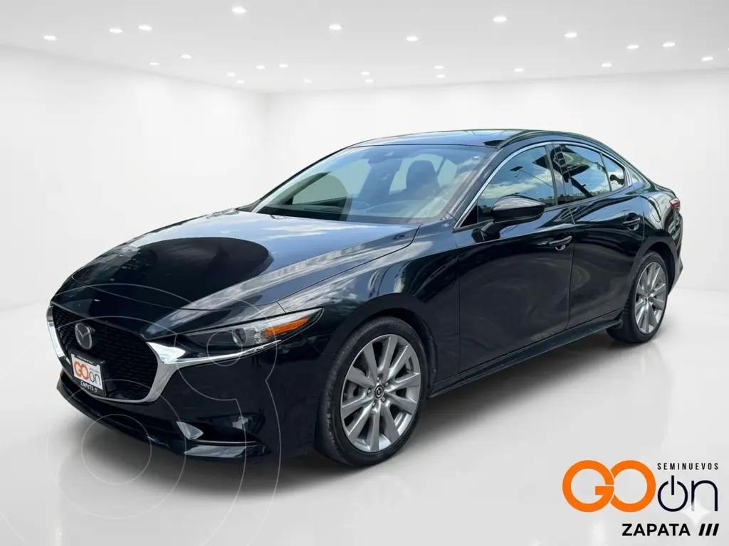 foto Mazda 3 Sedán i Grand Touring Aut usado (2023) color MAZWNEGRO CELESTE precio $375,000