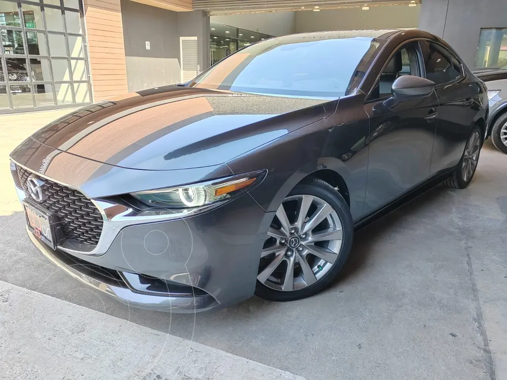 foto Mazda 3 Sedán i Grand Touring Aut usado (2021) color Gris precio $380,000