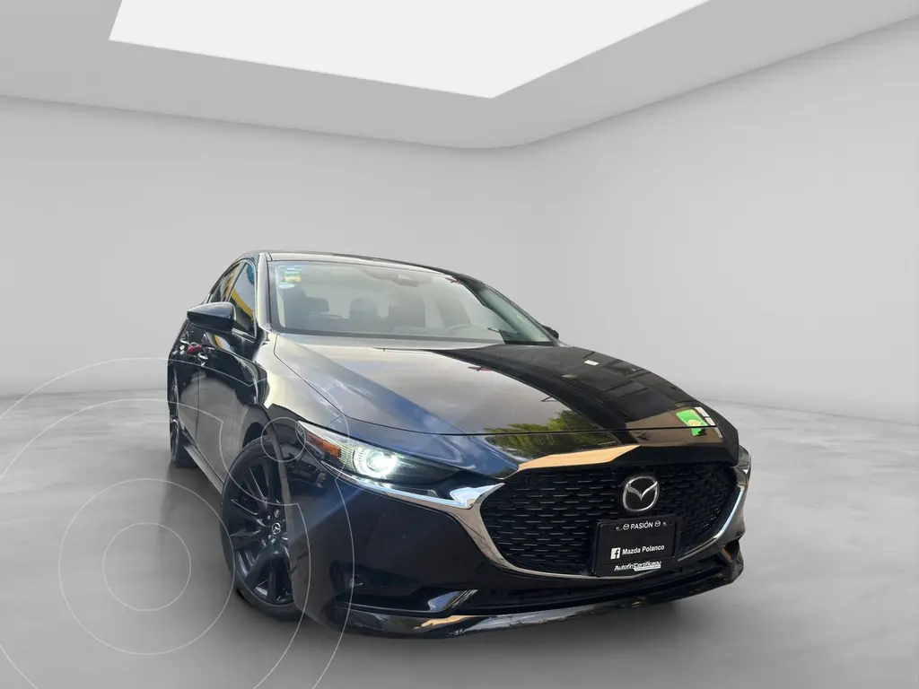 foto Mazda 3 Sedán Carbón Edition usado (2023) color Negro precio $350,000