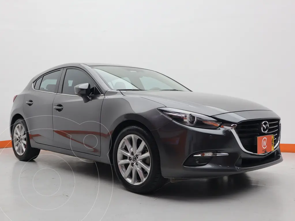 foto Mazda 3 Grand Touring Sport LX Aut usado (2019) color Gris Meteoro precio $74.990.000