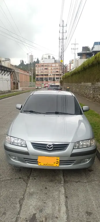 Mazda 626 nuevo milenio usado en Manizales
