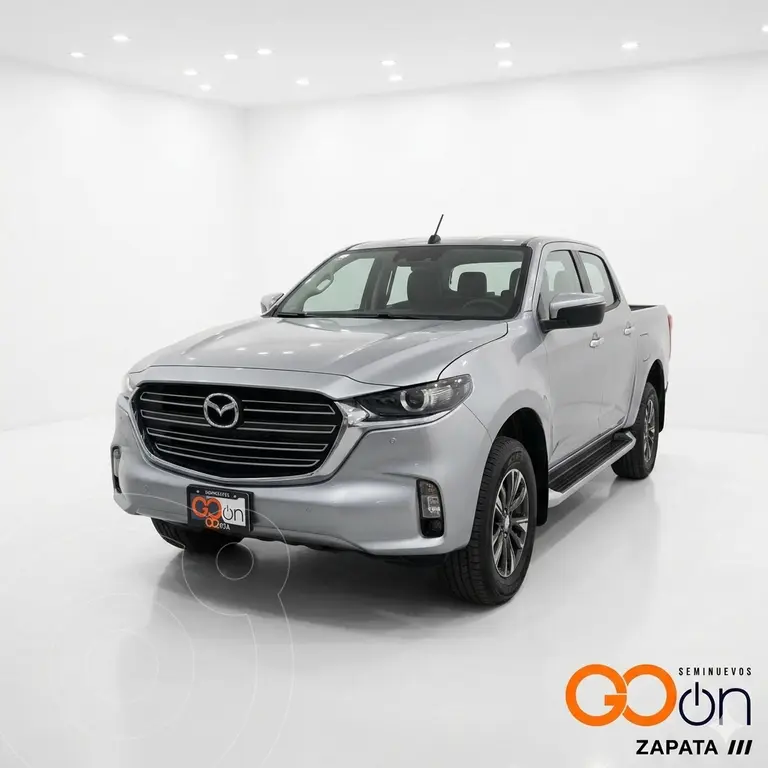 Mazda bt-50 signature (2025)