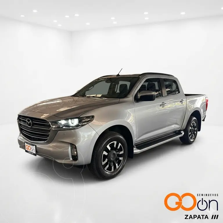 Mazda BT-50 SIGNATURE 4X4 2025