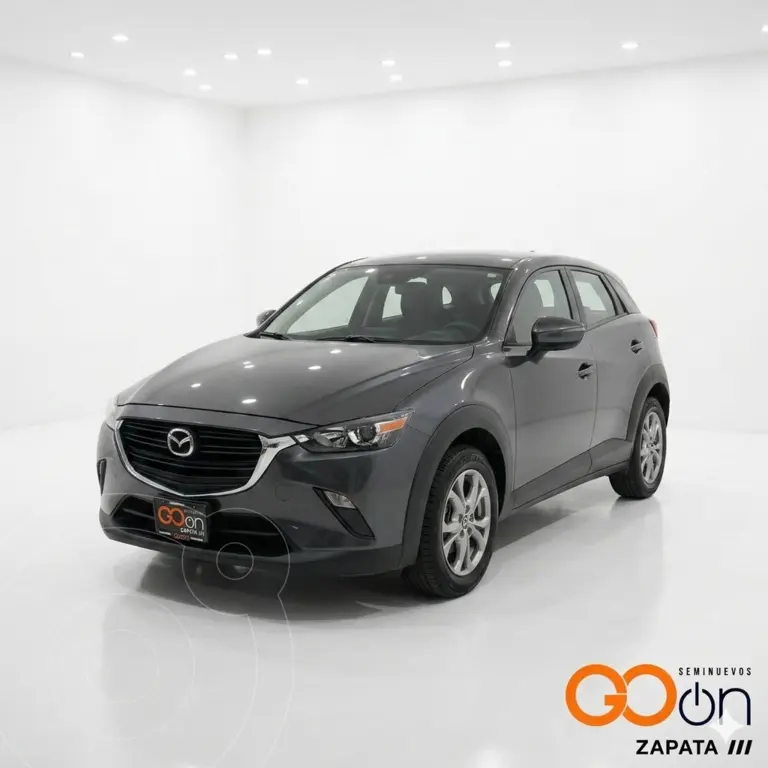 foto Mazda CX-3 I usado (2024) color MAZGGRIS TITANIO precio $375,000