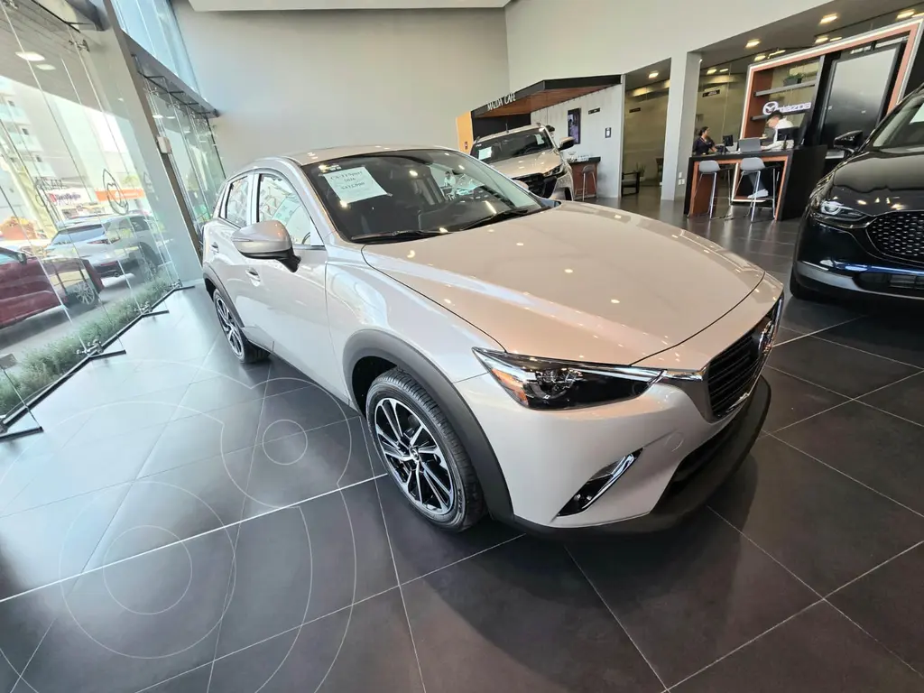 foto Mazda CX-3 i Sport nuevo color A elección precio $432,900