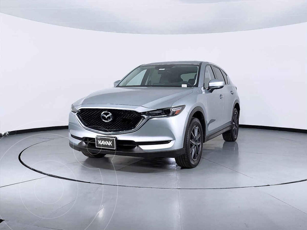 foto Mazda CX-5 2.0L i Grand Touring usado (2018) color Plata precio $452,999