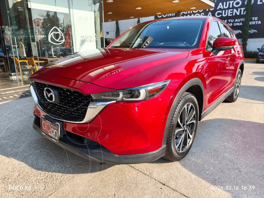 foto Mazda CX-5 s Grand Touring usado (2022) color MAZVROJO BRILLANTE precio $440,000