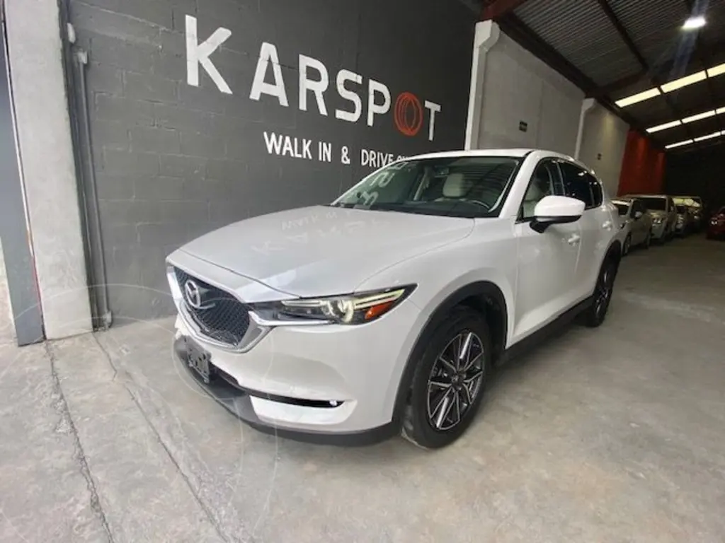 foto Mazda CX-5 2.5L S Grand Touring 4x2 usado (2018) color Blanco precio $369,900