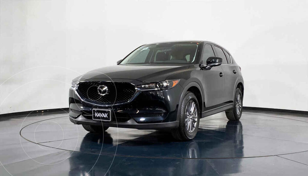 foto Mazda CX-5 2.0L i Sport usado (2018) color Negro precio $397,999