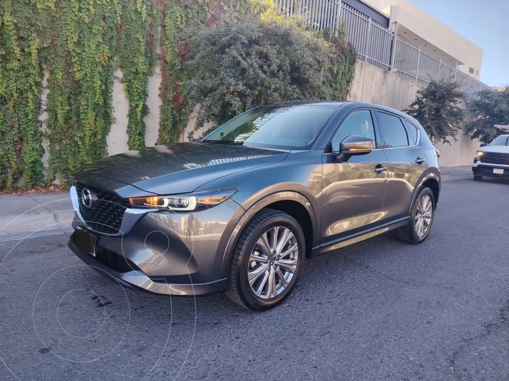 foto Mazda CX-5 s Grand Touring usado (2024) color Gris precio $515,000