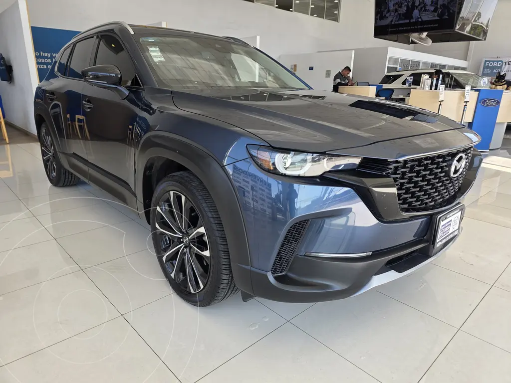 foto Mazda CX-50 Signature financiado en mensualidades enganche $176,620 mensualidades desde $13,558