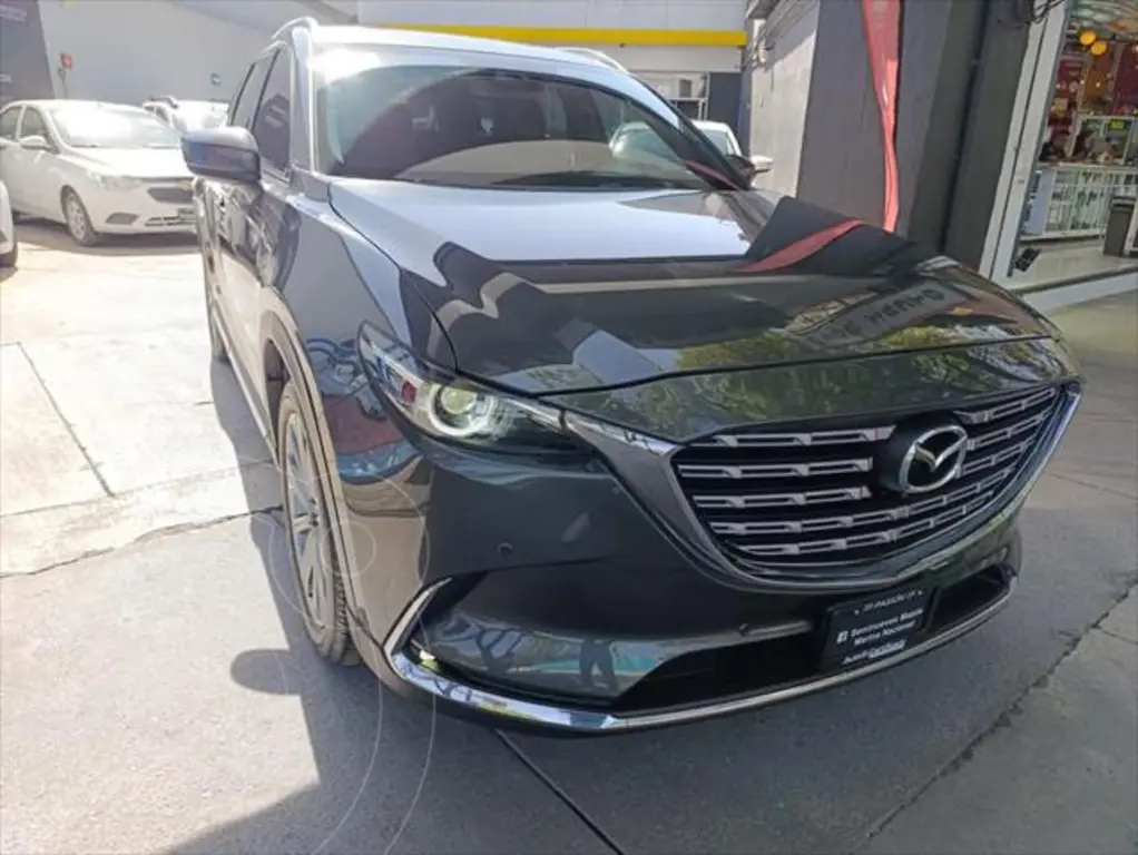 foto Mazda CX-9 Signature usado (2022) color Gris precio $650,000