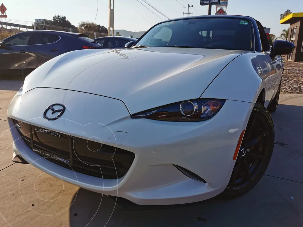 foto Mazda MX-5 i Sport usado (2022) color Blanco Perla precio $445,000