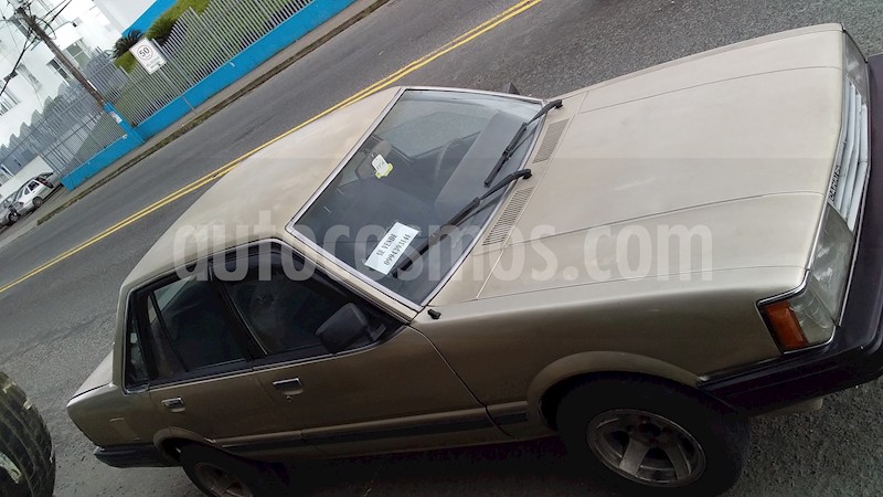 foto Mazda Sedan 2000 usado
