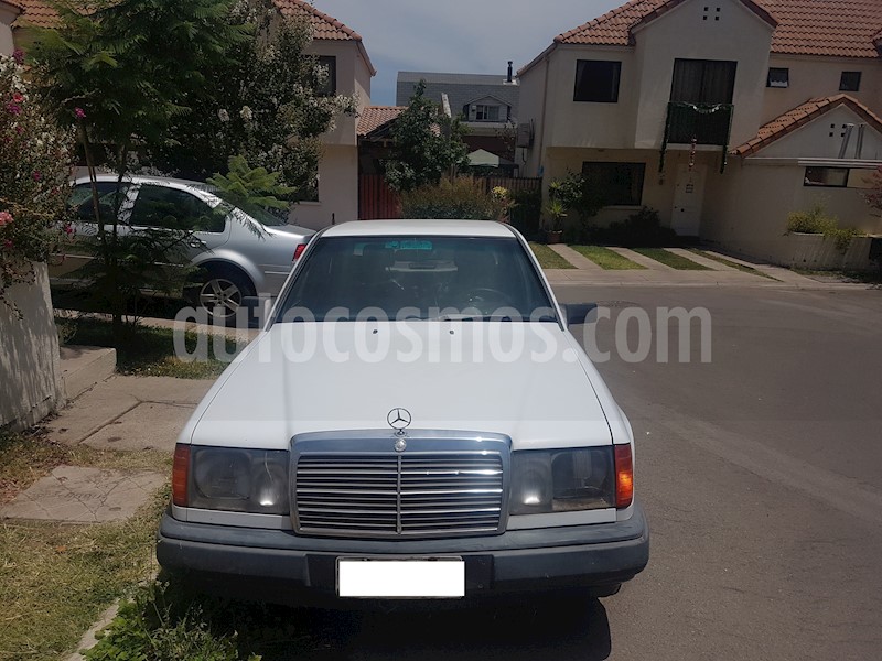 foto Mercedes Benz 300 - usado