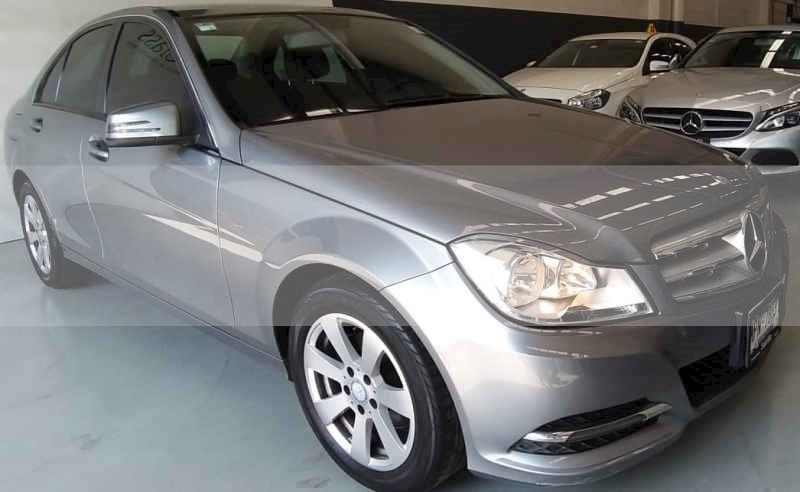 foto Mercedes Benz Clase C 180 CGI Aut usado