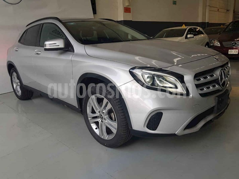 foto Mercedes Benz Clase GLA 200 CGI Aut usado