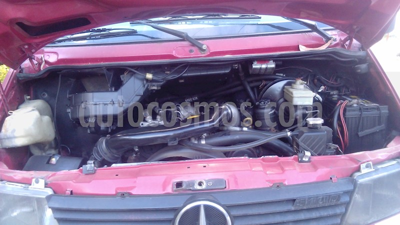 foto Mercedes Benz Sprinter Combi 310 3000 D Standard 9 Asientos usado