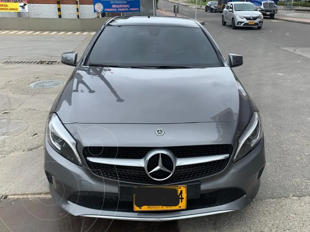 Mercedes Clase A Hatchback 200 Aut usado en Suba