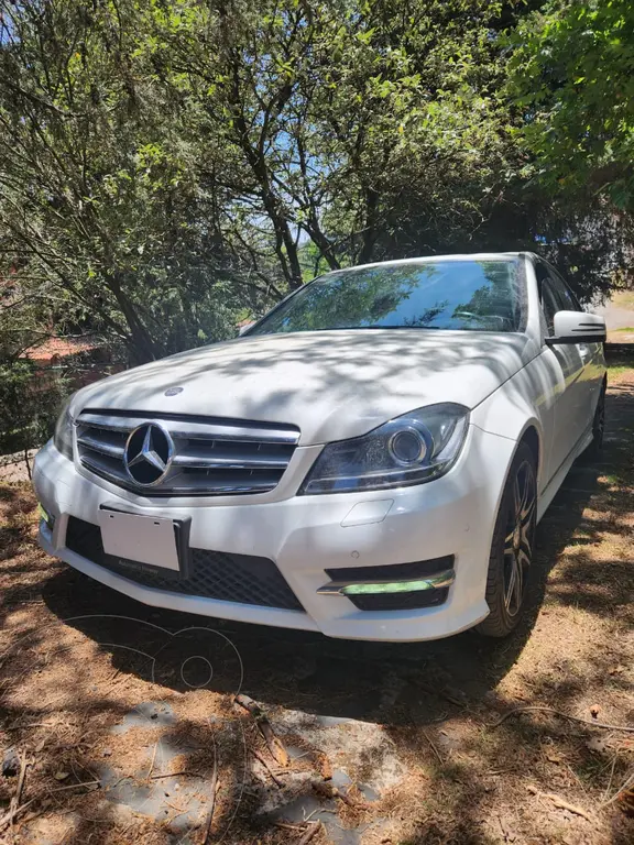 foto Mercedes Clase C Sedán 200 CGI Sport Plus Aut usado (2014) color Blanco Diamante precio $260,000