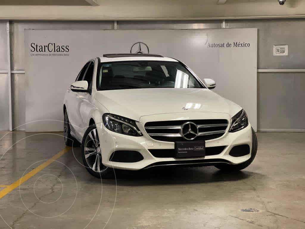 foto Mercedes Clase C Sedán 200 CGI Sport Aut usado (2017) color Blanco precio $495,000